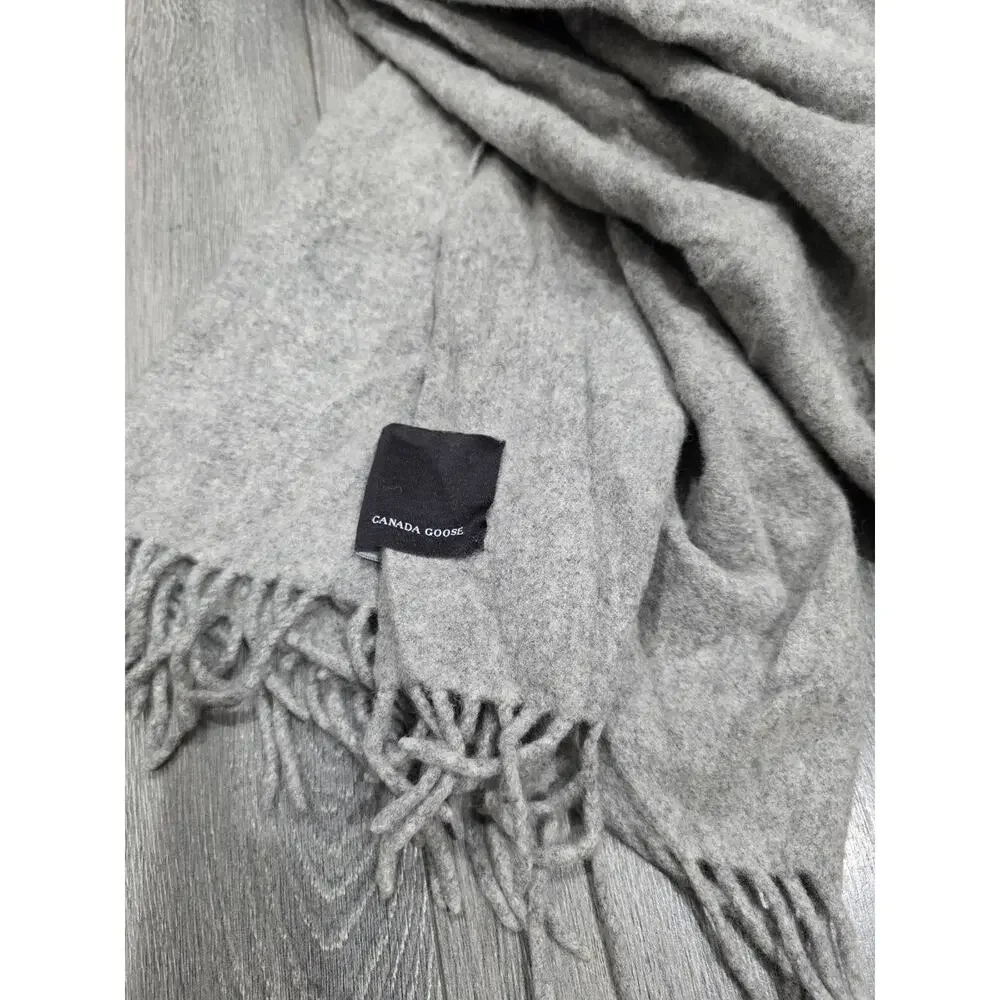 Canada Goose Classic Merino wool Grey Scarf Wool A009779